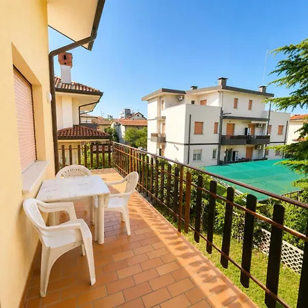 Apartamento Loris Lignano Sabbiadoro