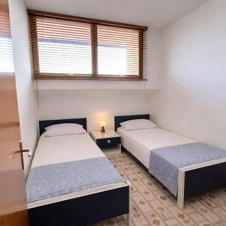 Apartamento Loris *